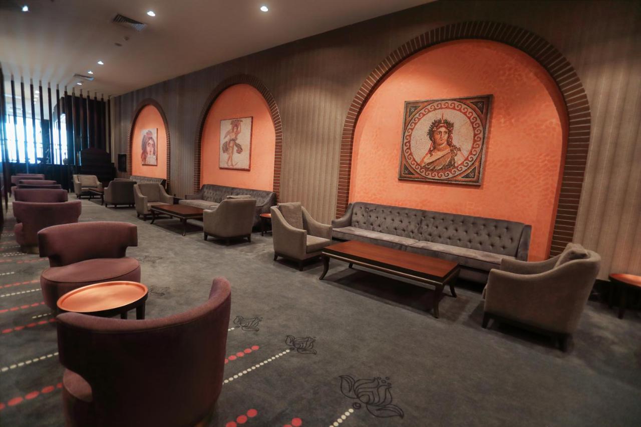 The Green Park Gaziantep Exterior foto The lounge at the station